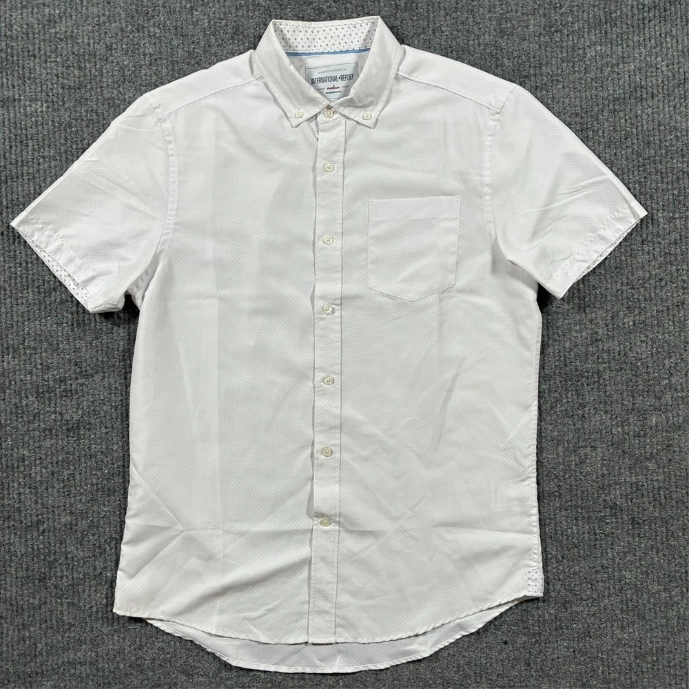International Report Button Down Shirt Mens Size Medium White Short Sleeve